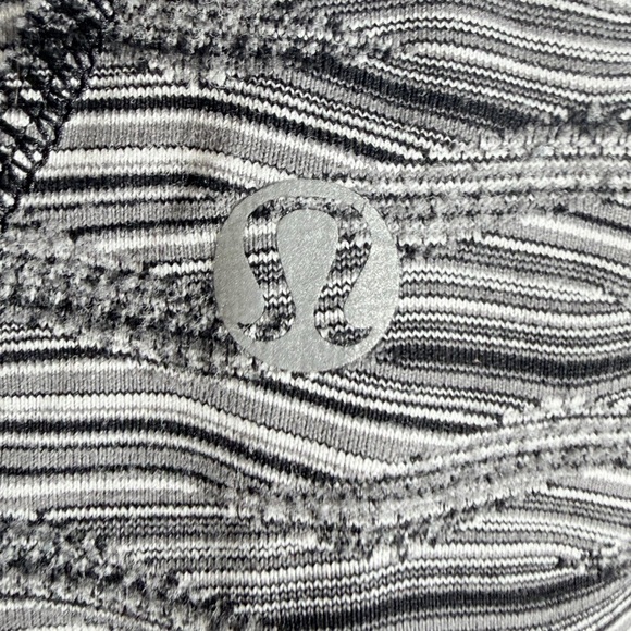 Lululemon Inspire II Tight Legging Black & White Size 4 Like New - Picture 5 of 9